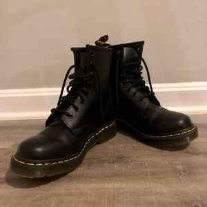 Dr Martens 1460 Womens boots
